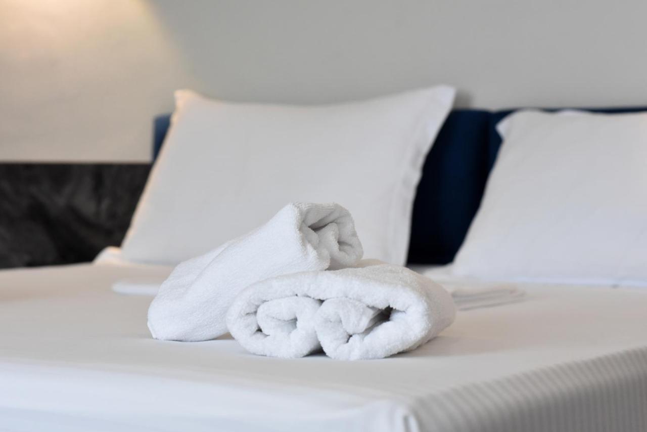 Gogo'S Boutique Hotel Dhërmi Exteriör bild