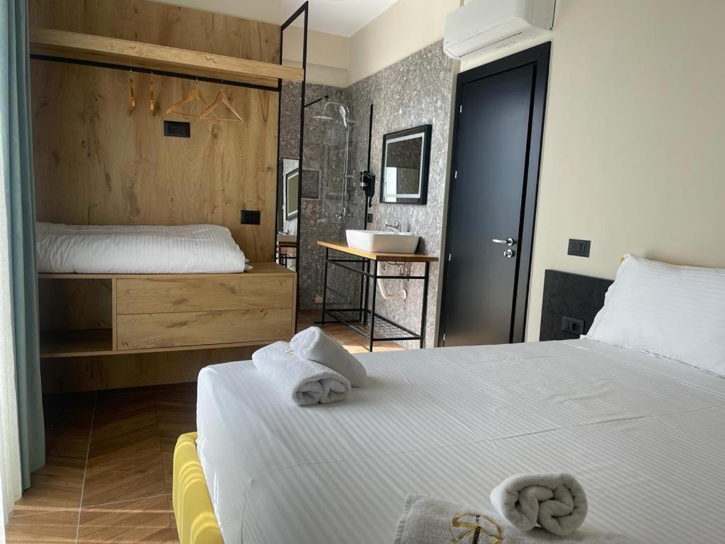Gogo'S Boutique Hotel Dhërmi Exteriör bild