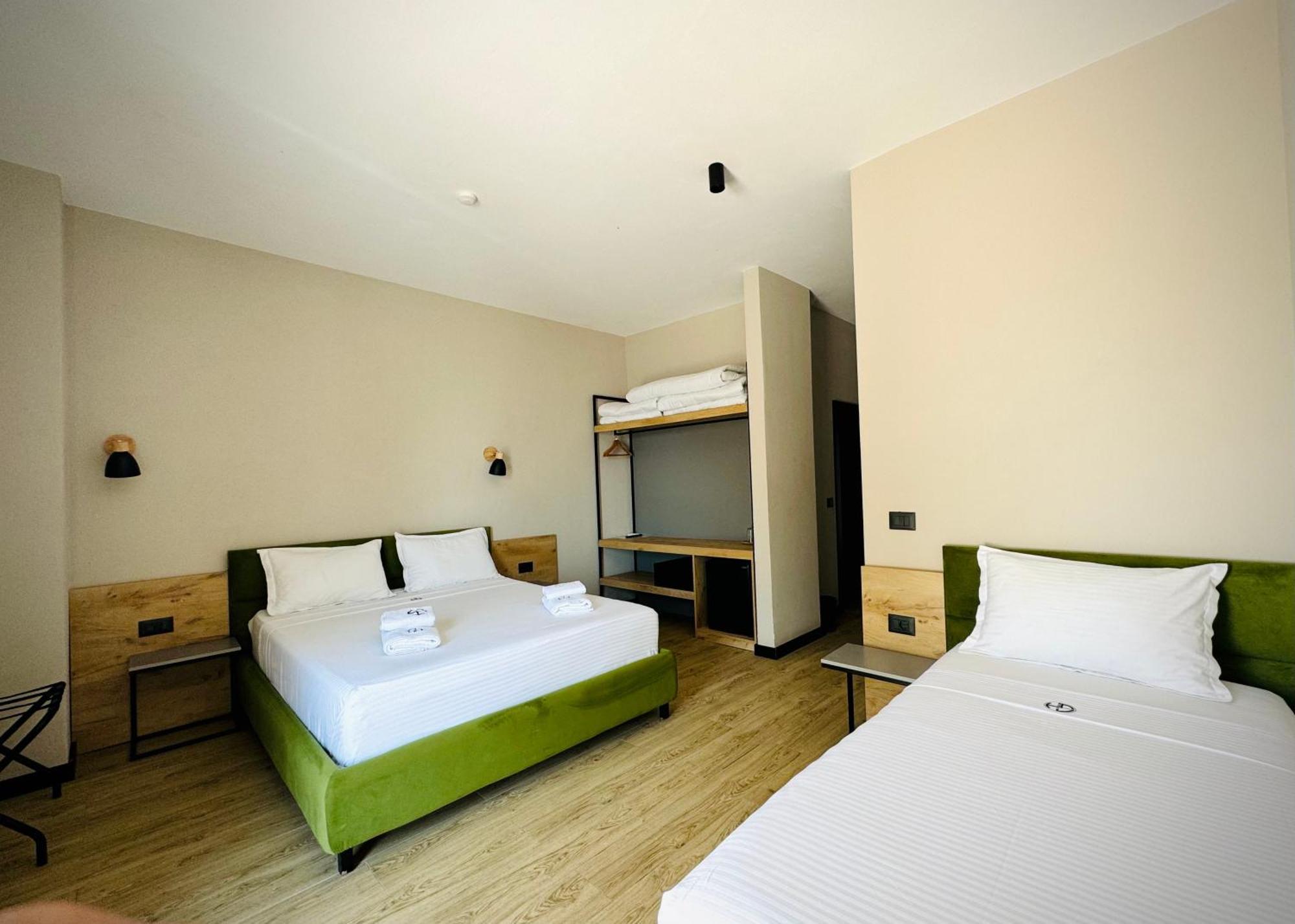 Gogo'S Boutique Hotel Dhërmi Exteriör bild