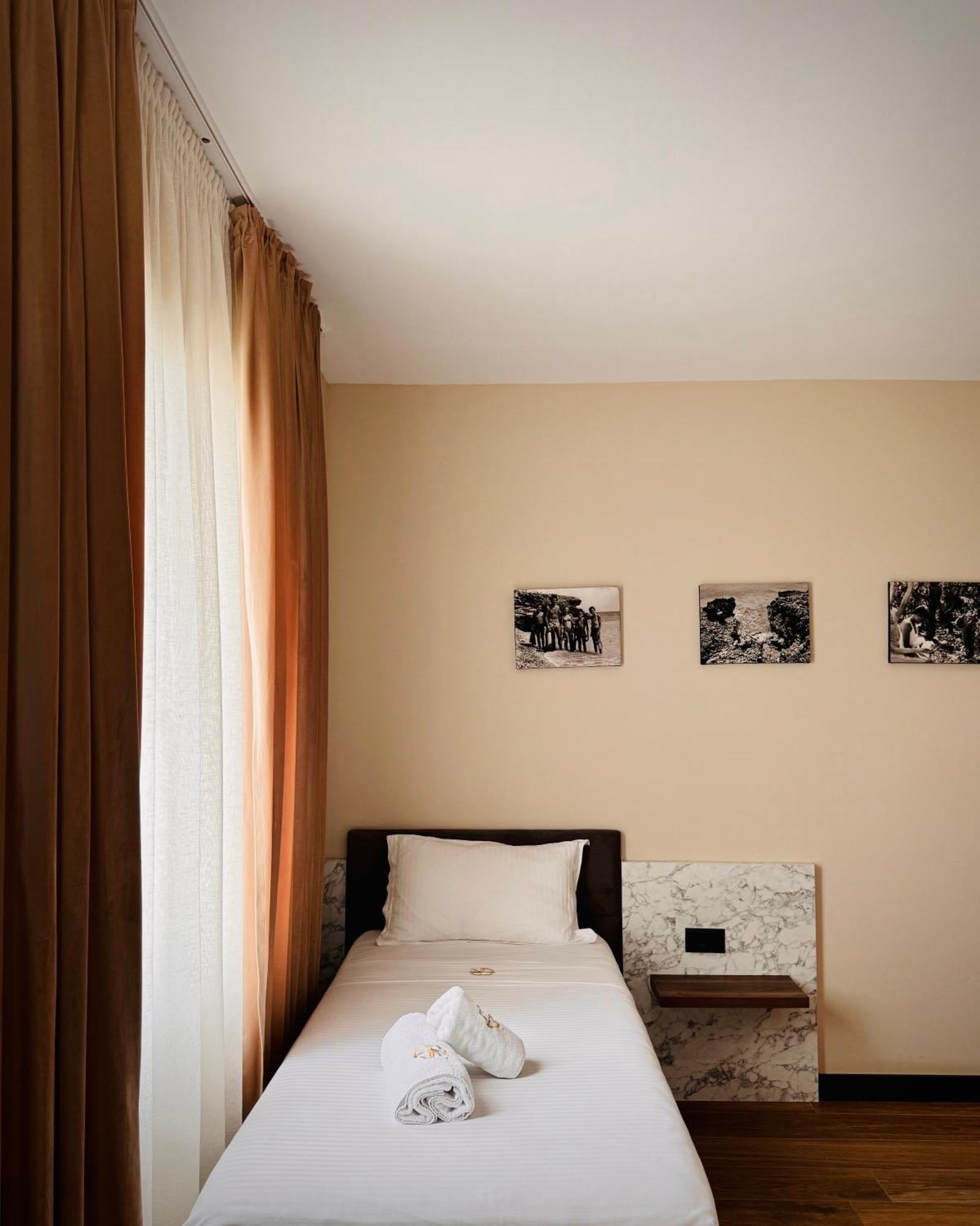 Gogo'S Boutique Hotel Dhërmi Exteriör bild